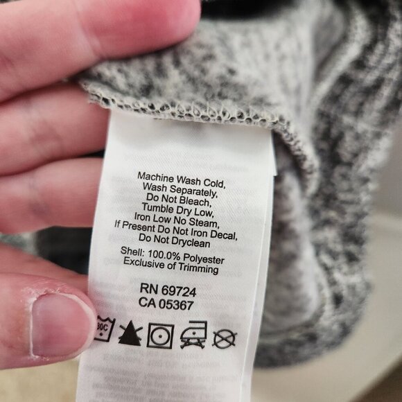 COLUMBIA Black White Print Sweater Season Pullover NWT - Picture 5 of 6